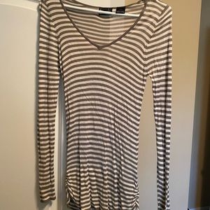 Women’s Long Sleeve Sweater